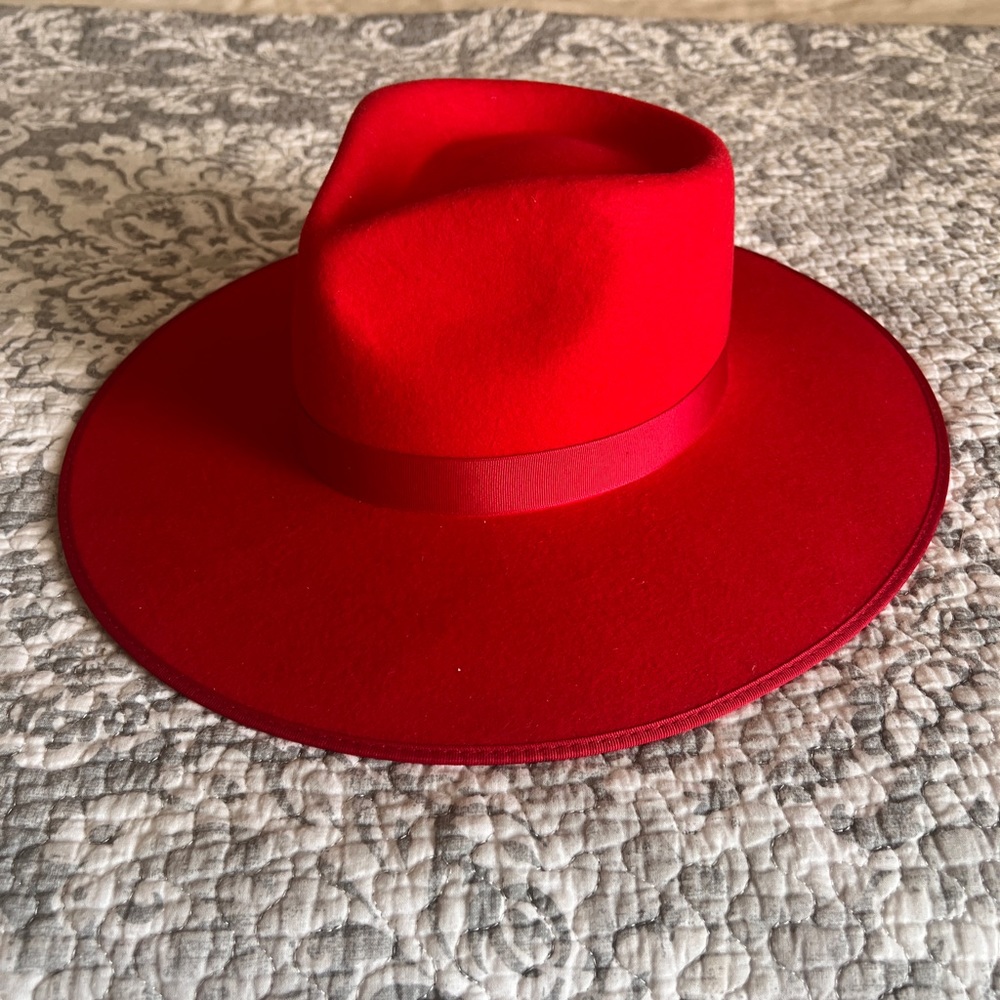 COPY - 55cm Ruby Red Rancher NWOT